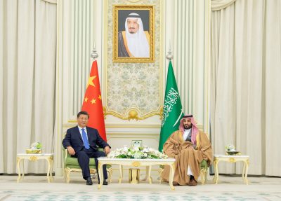 Saudi Crown Prince Mohammed Bin Salman meets with Chinese President Xi Jinping in Riyadh, Saudi Arabia, 8 December 2022 (Photo: Reuters/Bandar Algaloud/Saudi Royal Court)