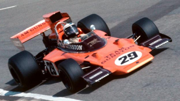 Ian Scheckter in a Gunston-painted Lotus 72 at the 1974 South African Grand Prix