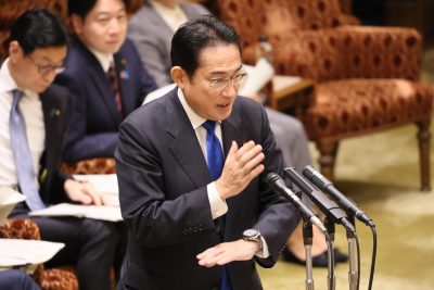 Japanese Prime Minister Fumio Kishida answers a question with sign language at Upper House's budget committee session at the National Diet in Tokyo 13 March 2023. (Photo: REUTERS/Yoshio Tsunoda/AFLO)