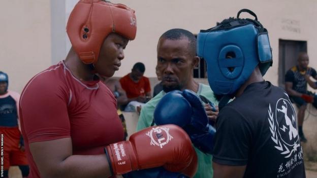 Nigerian boxers Idara Udotte and Dorcas Onoja