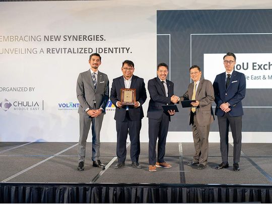 MoU Exchange between Chulia Middle East and MDT Innovations at Dubai, UAE.