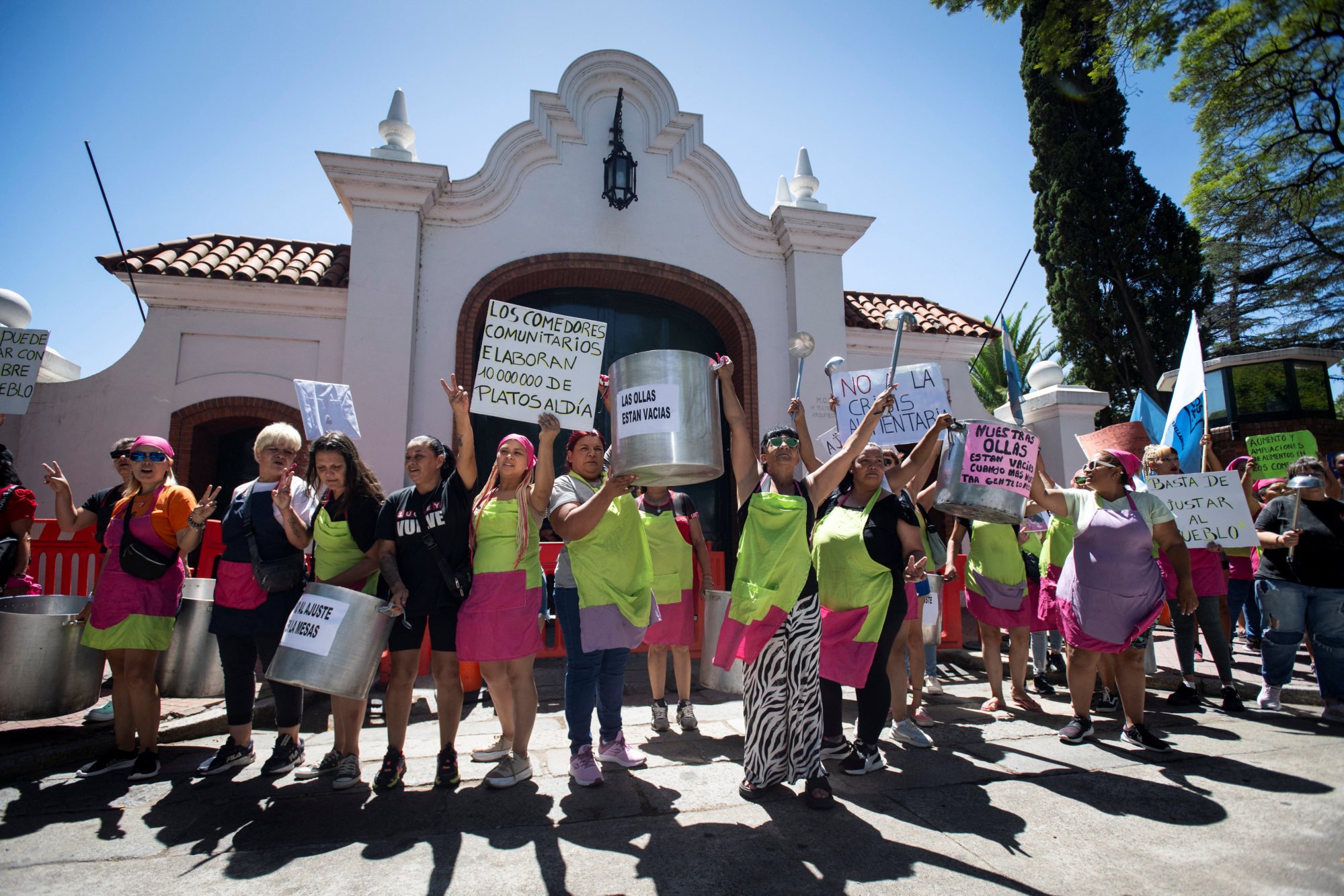 Demonstrators protest outside the Olivos Presidential Residence in Buenos Aires, Argentina on Monday. Photo: Reuters