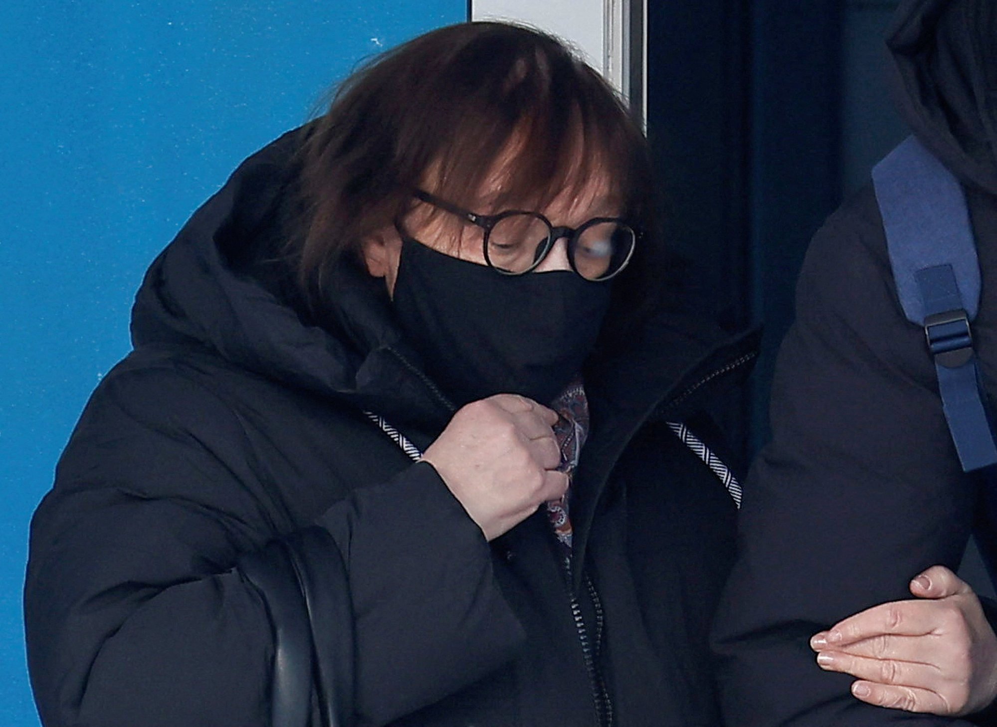 Lyudmila Navalnaya, mother of late Russian opposition leader Alexei Navalny, is accompanied by lawyer Alexei Tsvetkov in the Russian city of Salekhard on Monday. Photo: Reuters