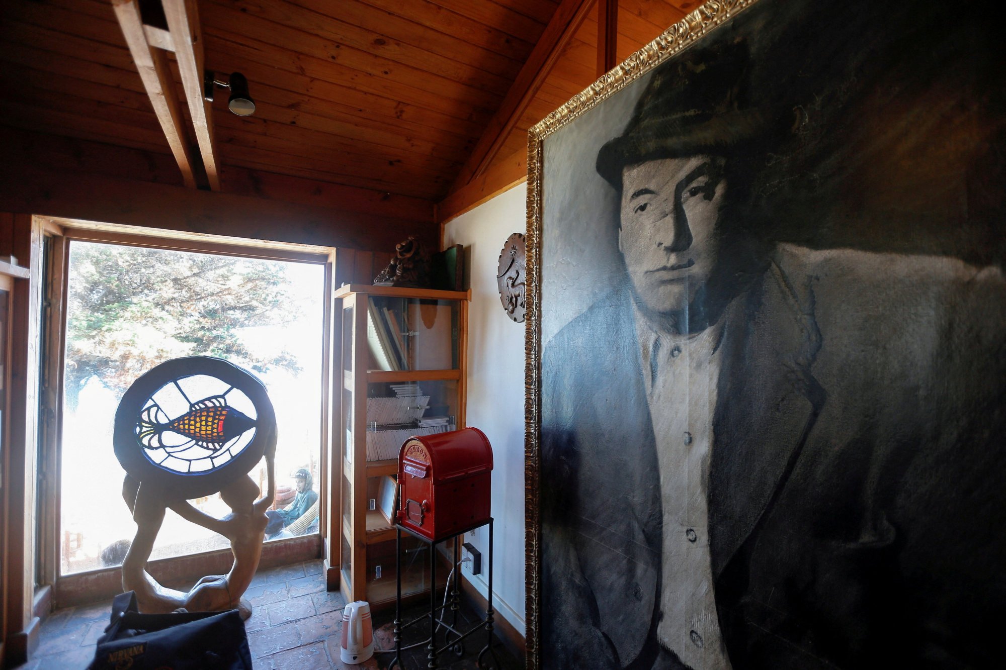 A picture of Chilean poet Pablo Neruda is seen inside his museum house in the coastal area of Isla Negra, Chile in April 2016. Photo: Reuters