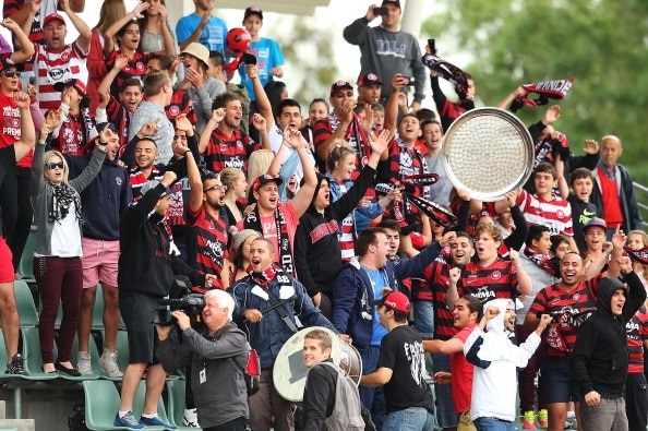 Sydney Wanderers fans at training session ahead of grand final
