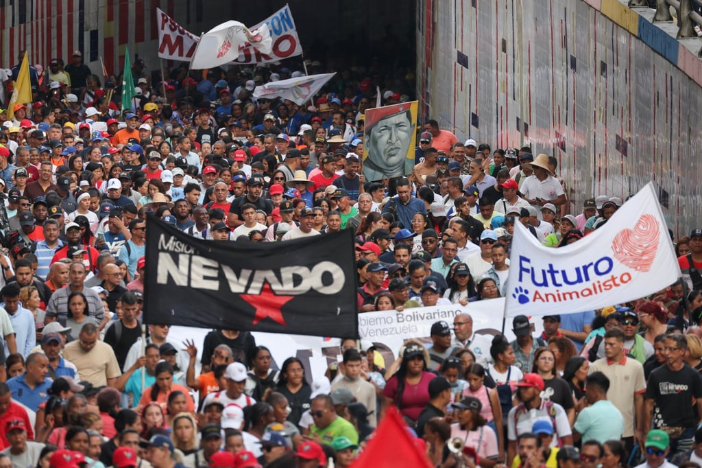 Supporters of Venezuelan President Nicolas Maduro take part in a march in Caracas, Venezuela, 28 August 2024. Photo: EPA-EFE