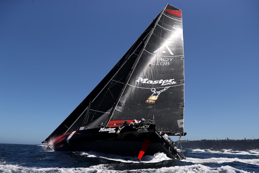 Master Lock Comanche sails