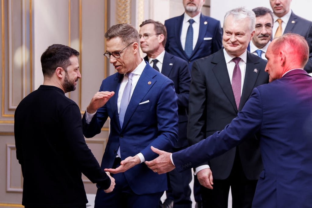 Ukraine’s President Volodymyr Zelensky (left) listens to Finland’s President Alexander Stubb (second from left) during a meeting in Paris, France, on Thursday. Photo: Reuters Ukraine’s President Volodymyr Zelensky (left) listens to Finland’s President Alexander Stubb (second from left) during a meeting in Paris, France, on Thursday. Photo: Reuters