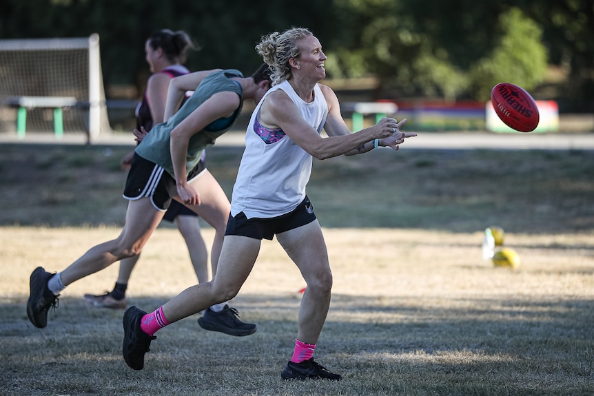Kyneton women's team training preseason.
