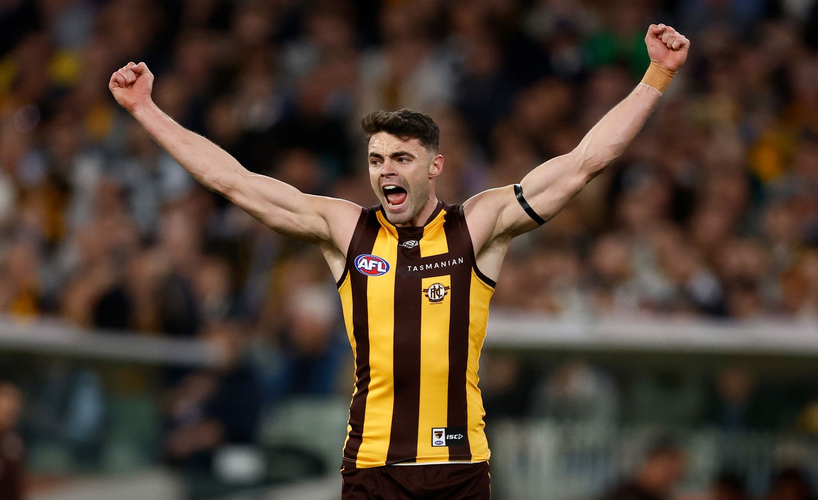 Conor Nash led all players with 10 disposals in the first quarter and also kicked a goal.