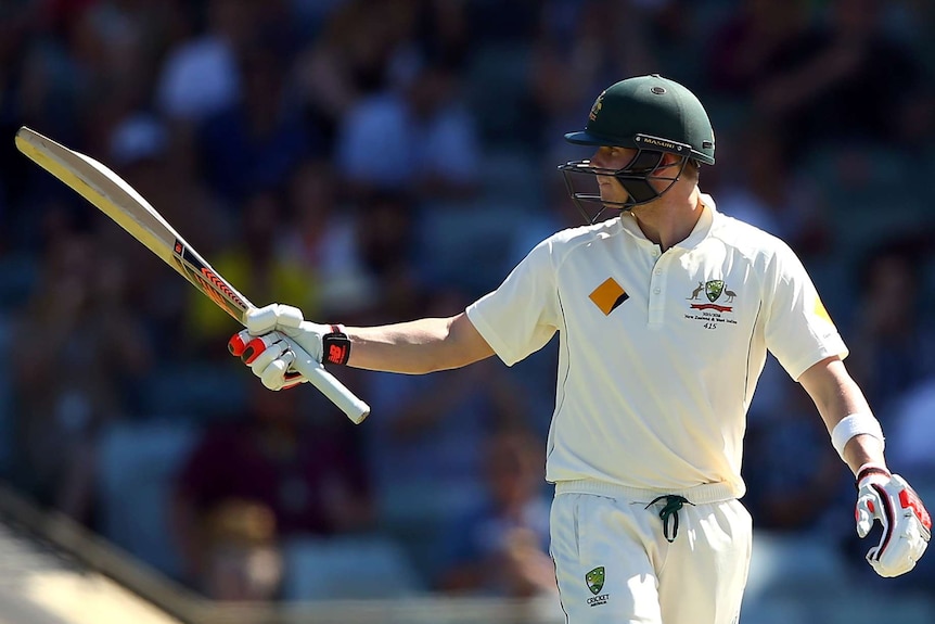 Steve Smith acknowledges the WACA crowd after reaching a half-century