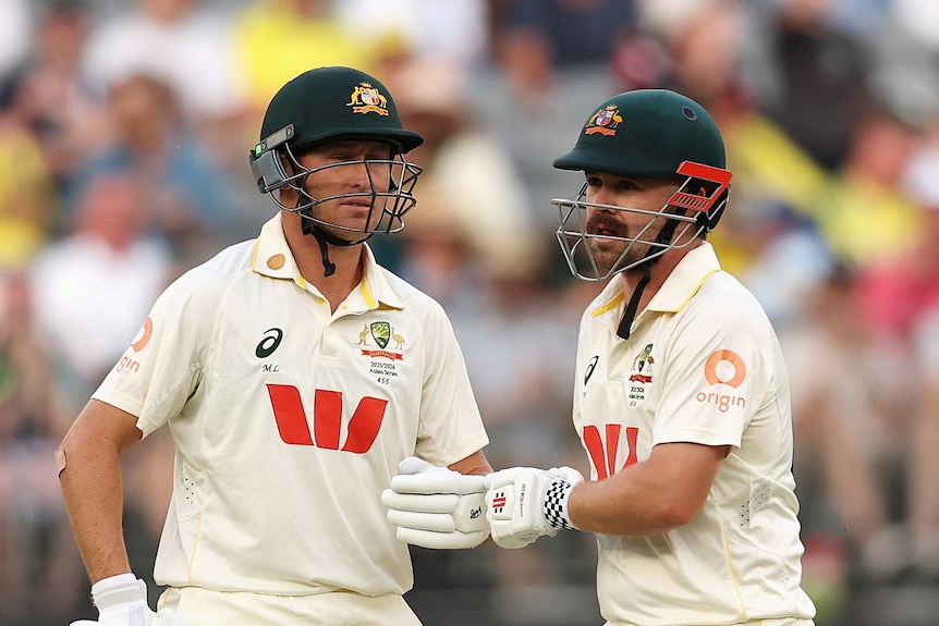 Marnus Labuschagne and Travis Head batting together
