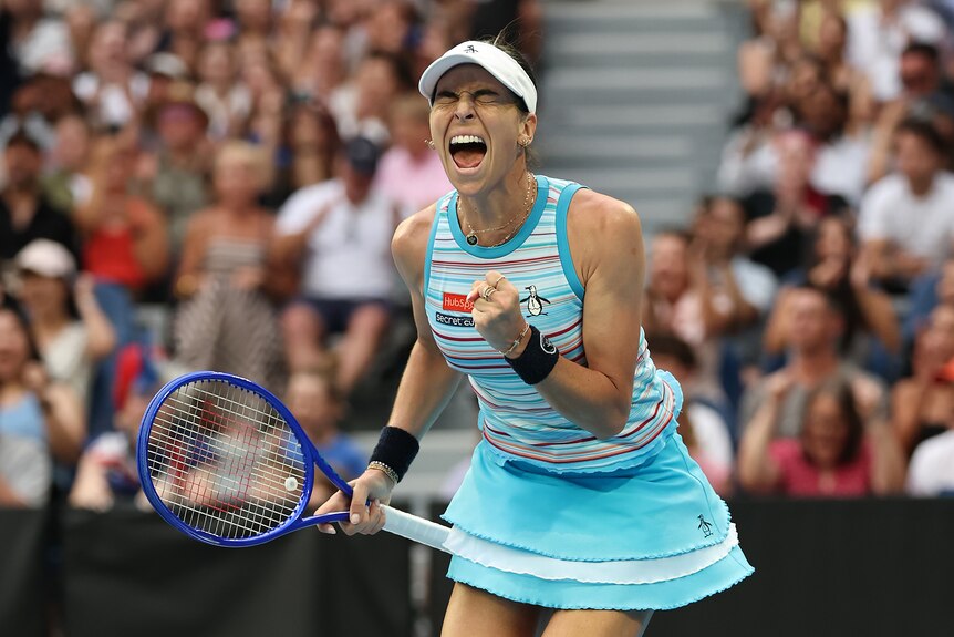 Ajla Tomljanovic screams on the tennis court