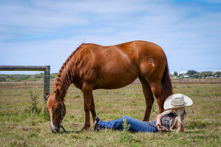 Cowboy pose 4