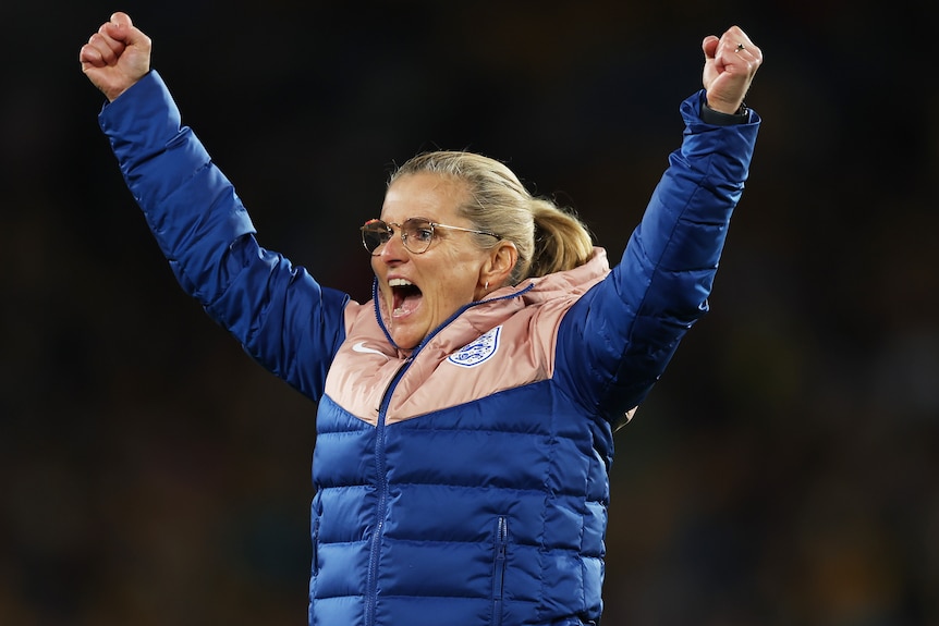 Sarina Wiegman holds up her hands
