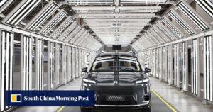 Chinese ministry focuses on car standards to put industry in global driving seat