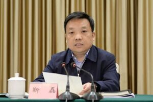 Hong Kong urged to be more proactive in removing barriers with Shenzhen