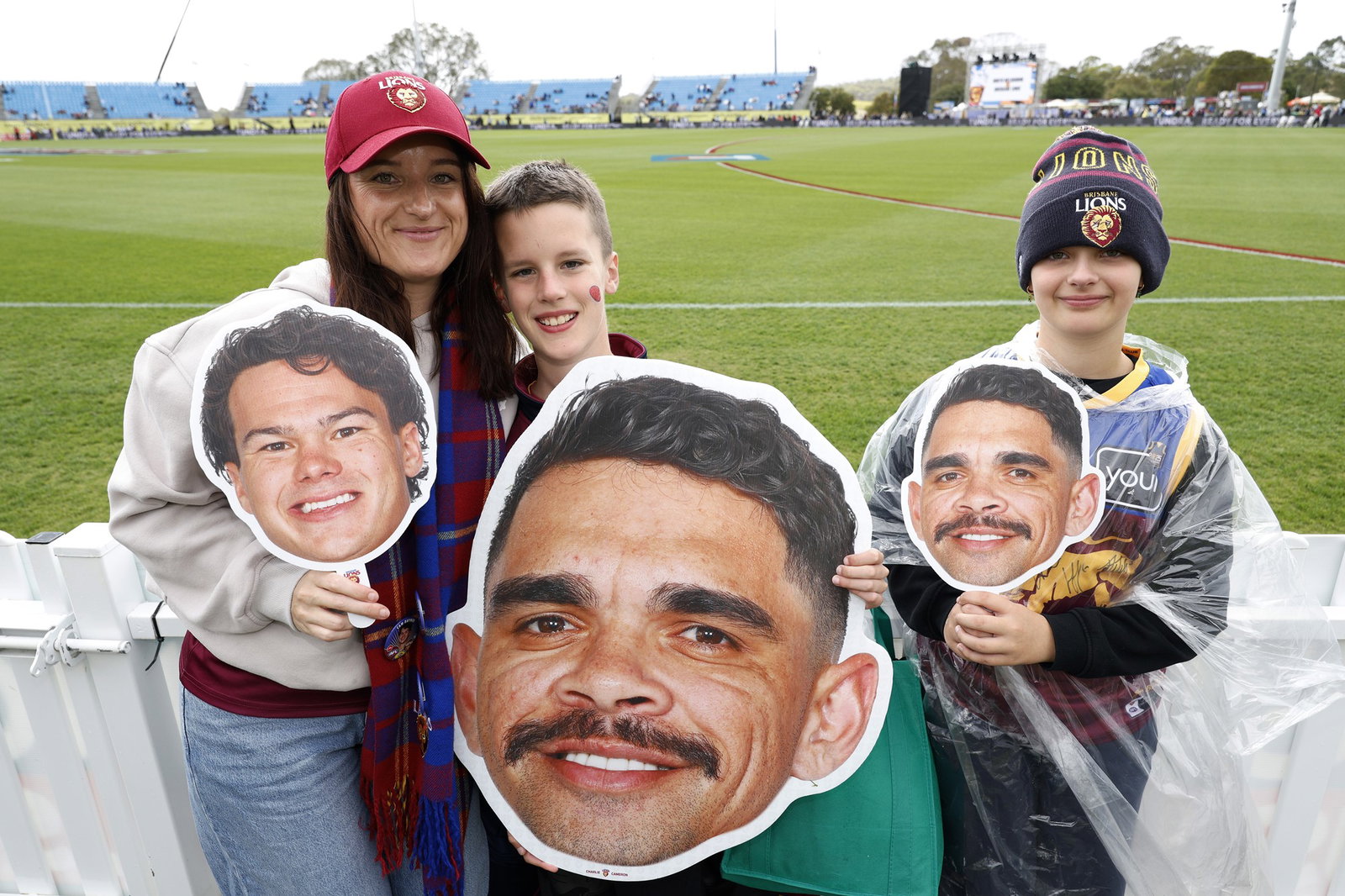 Lions fans at Barossa Park.