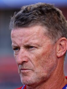 Hardwick defends Suns staffer amid AFL betting probe