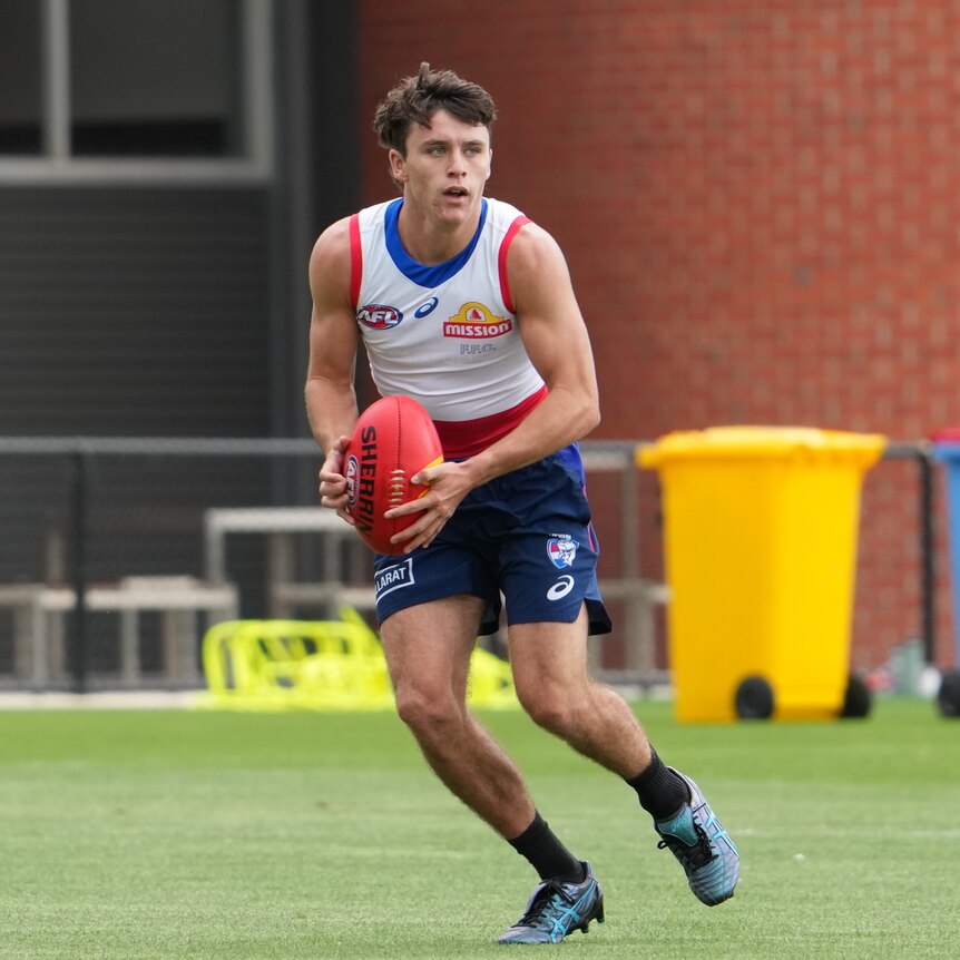 Aiden O'Driscoll training with the Western Bulldogs.