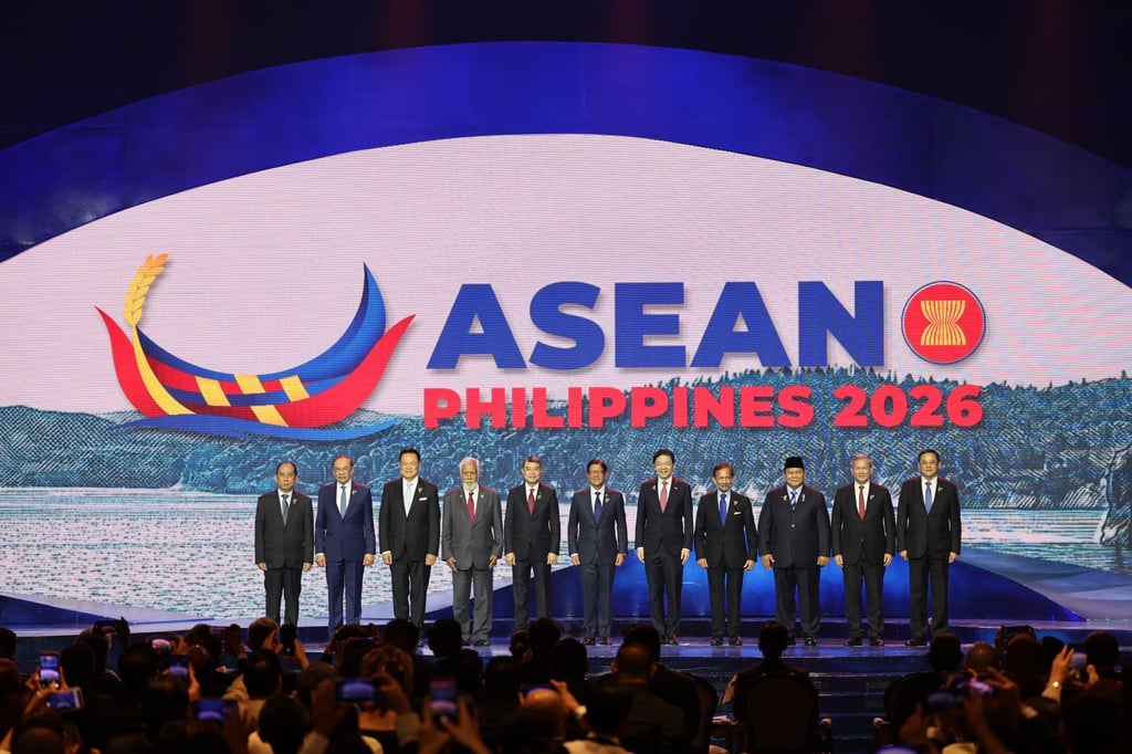 Southeast Asian leaders pose for a group photo at the opening ceremony of the Asean summit in Cebu province, the Philippines, on May 8. Photo: Xinhua