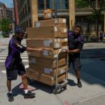 US jobless claims fall as lay-offs remain low despite economic uncertainty
