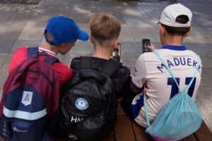 Australia PM: ‘too many children on social media’, ban too easy to avoid
