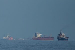 Good News: Oil Prices Now Dropping as Tankers Sail Through Strait of Hormuz