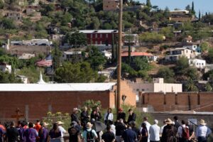 US, Mexico Catholic bishops call for humane treatment of migrants