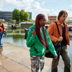 NHS to reward people who walk 30 minutes a day