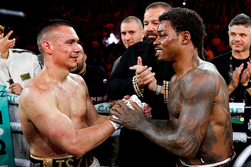 Tim Tszyu and Errol Spence shake hands
