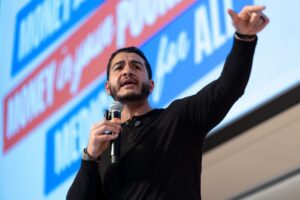 Democrats Try to Save Themselves by Breaking Independent and Culling Aged Incumbents