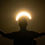Solar eclipse turns day to night in Spain, wows crowds across Europe