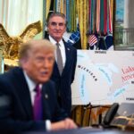 Trump steps up stunts as US midterms loom