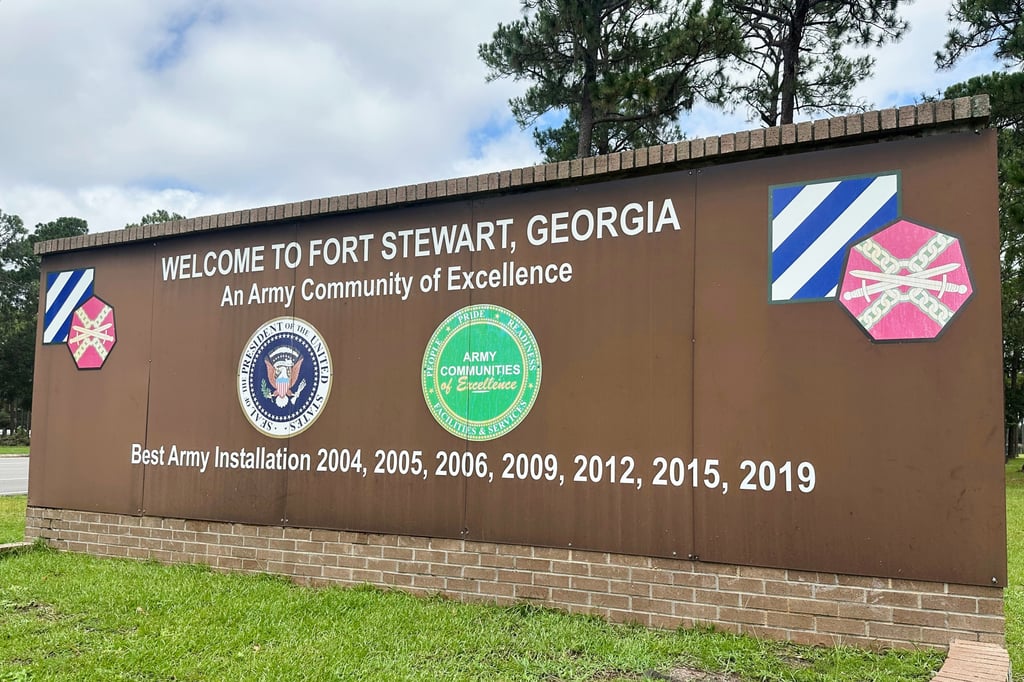 A sign stands outside the main gate of Fort Stewart, Georgia, in August 2025. Photo: AP A sign stands outside the main gate of Fort Stewart, Georgia, in August 2025. Photo: AP