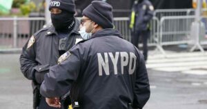 Expert: Why Tasers Didn’t Stop Times Square Knife Rampage Suspect