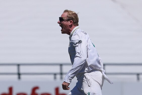 Simon Harmer celebrates